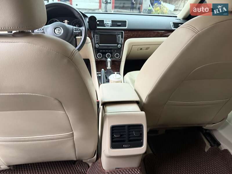 Седан Volkswagen Passat 2012 в Києві фото 13 Седан Volkswagen Passat 2012 в Києві