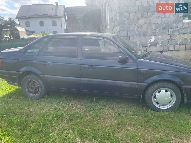 Універсал Volkswagen Passat 1991 в Надвірній фото 2 Універсал Volkswagen Passat 1991 в Надвірній