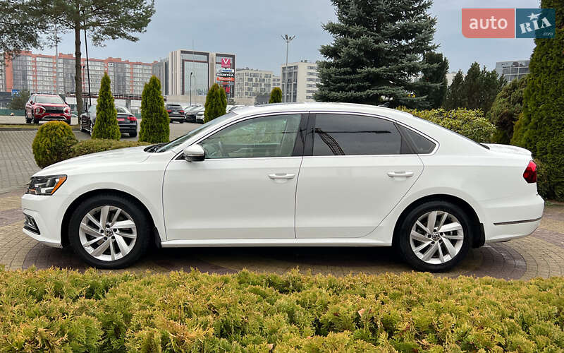 Седан Volkswagen Passat 2017 в Львові