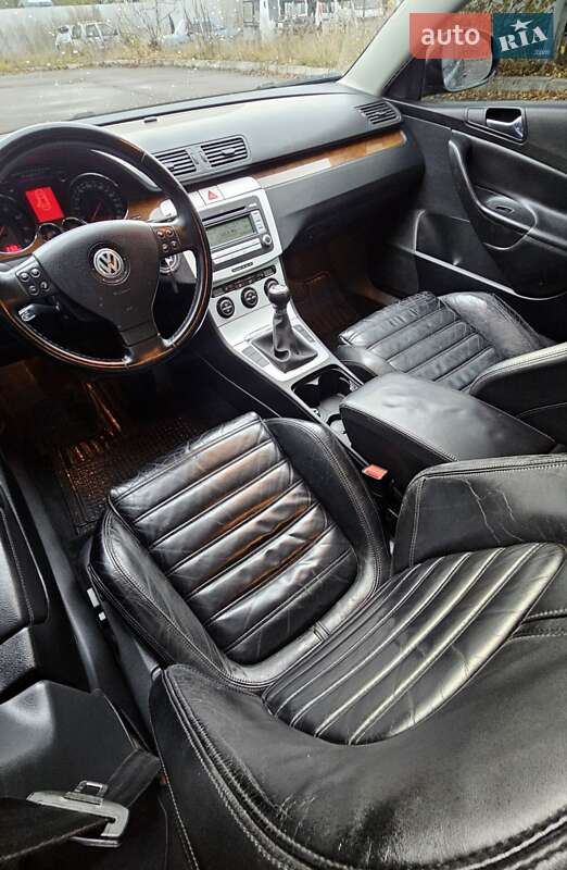 Седан Volkswagen Passat 2005 в Чемеровцах