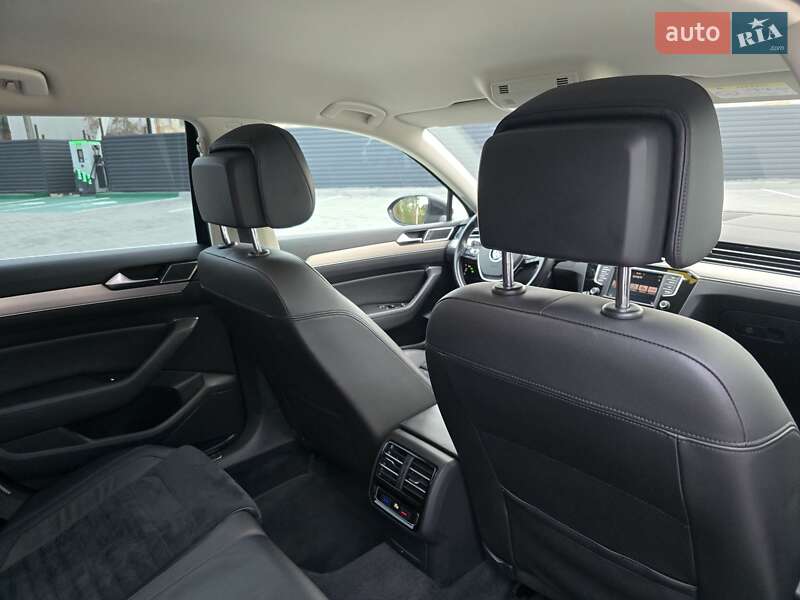 Универсал Volkswagen Passat 2016 в Ковеле фото 37 Универсал Volkswagen Passat 2016 в Ковеле