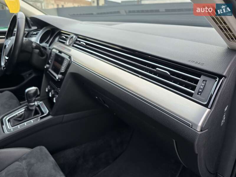 Универсал Volkswagen Passat 2016 в Ковеле фото 39 Универсал Volkswagen Passat 2016 в Ковеле