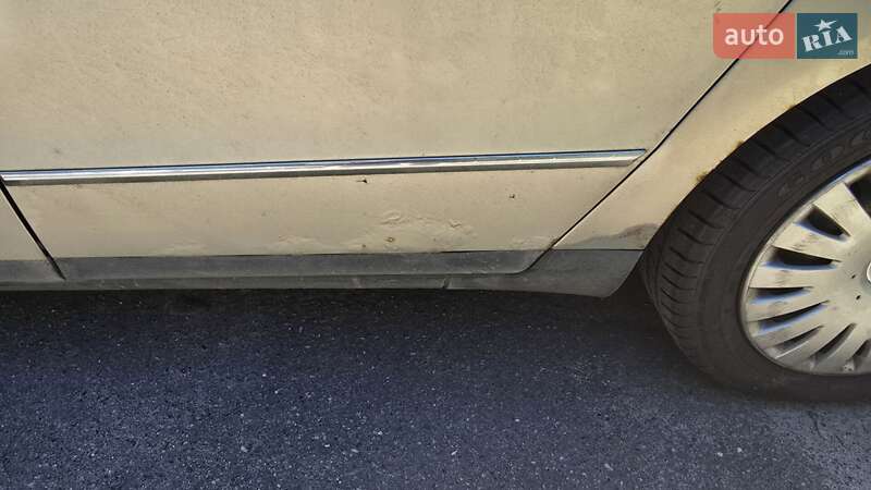 Седан Volkswagen Passat 2006 в Киеве