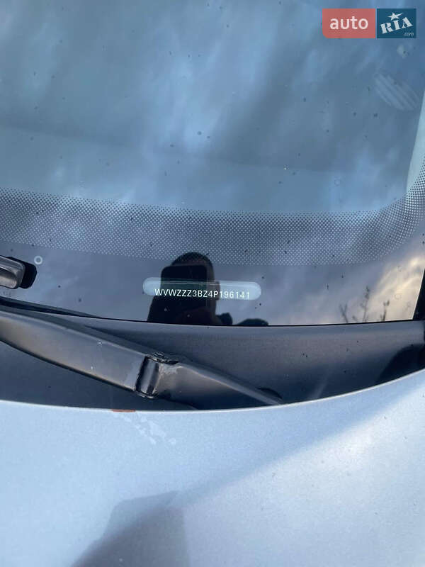 Седан Volkswagen Passat 2004 в Львові фото 17 Седан Volkswagen Passat 2004 в Львові