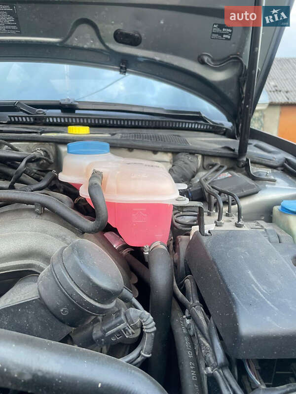 Седан Volkswagen Passat 2004 в Львові фото 27 Седан Volkswagen Passat 2004 в Львові