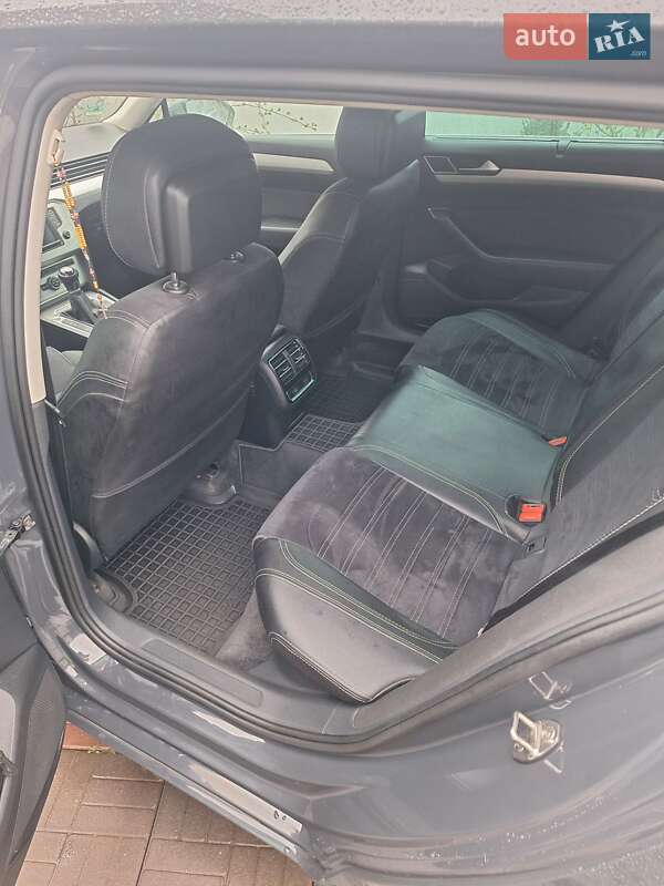 Универсал Volkswagen Passat 2015 в Мукачево