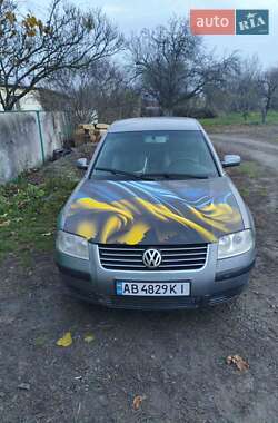 Седан Volkswagen Passat 2002 в Виннице