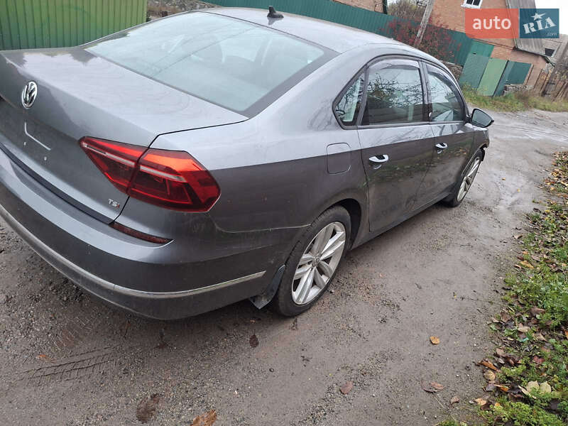 Седан Volkswagen Passat 2018 в Виннице