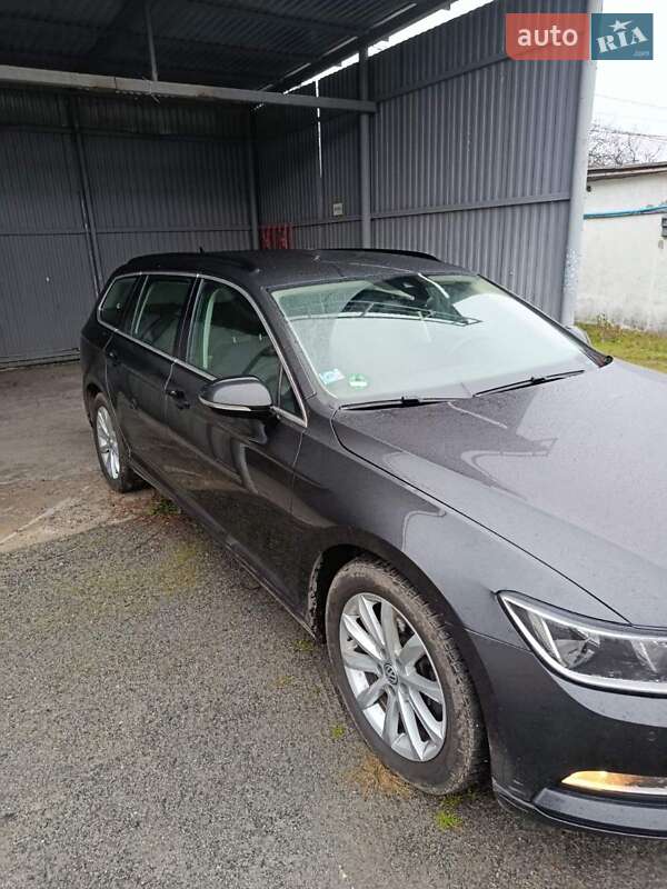 Универсал Volkswagen Passat 2018 в Шепетовке