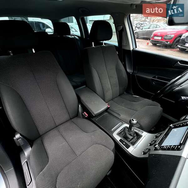 Универсал Volkswagen Passat 2010 в Чернигове