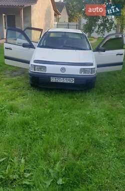 Седан Volkswagen Passat 1991 в Сторожинці