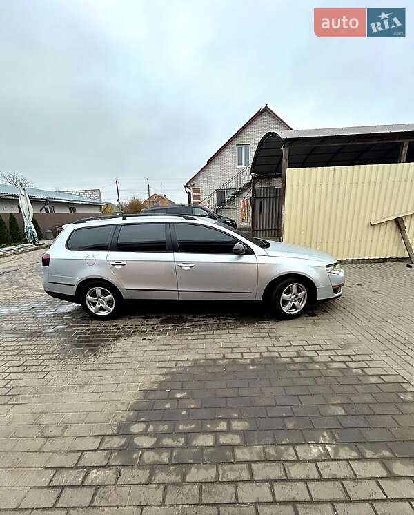 Універсал Volkswagen Passat 2007 в Козятині