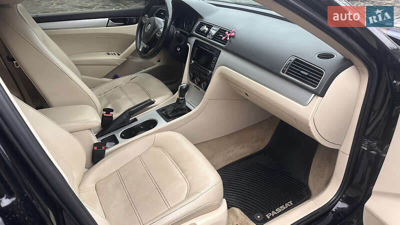Седан Volkswagen Passat 2013 в Сумах