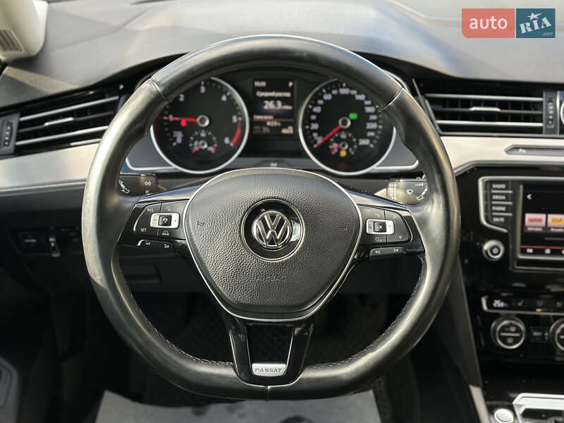 Универсал Volkswagen Passat 2015 в Шептицькому фото 33 Универсал Volkswagen Passat 2015 в Шептицькому