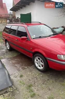 Универсал Volkswagen Passat 1996 в Костополе