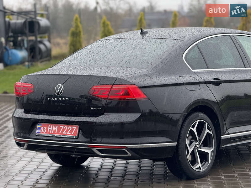 Седан Volkswagen Passat 2020 в Луцьку