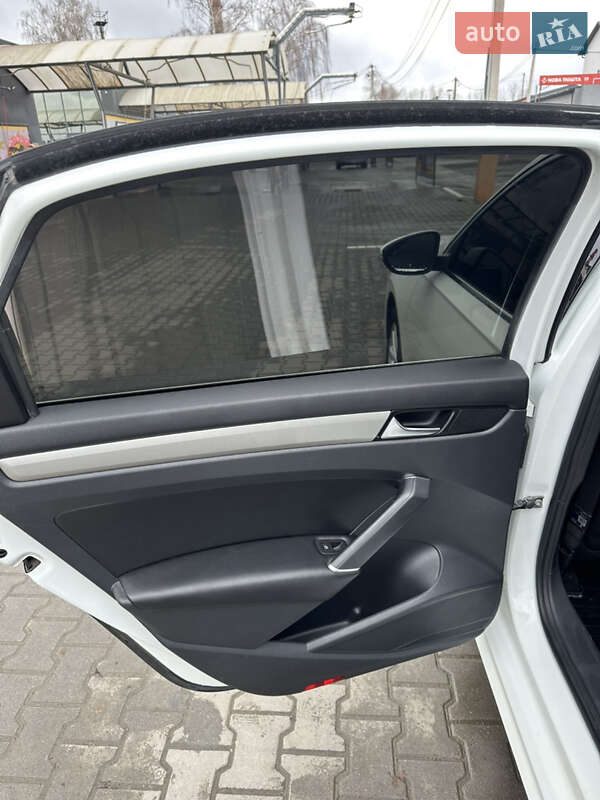 Седан Volkswagen Passat 2020 в Чернівцях фото 21 Седан Volkswagen Passat 2020 в Чернівцях