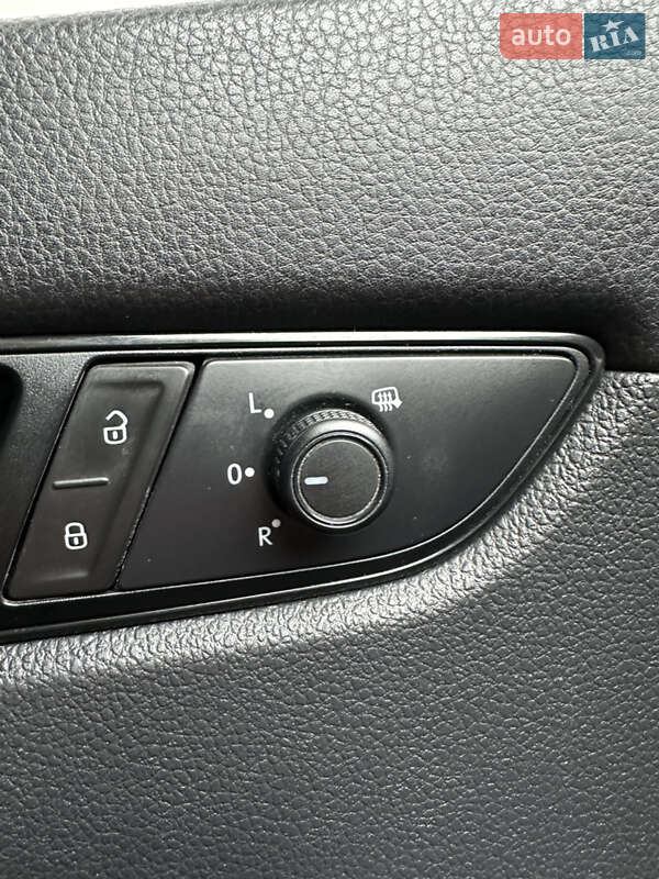 Седан Volkswagen Passat 2020 в Чернівцях фото 26 Седан Volkswagen Passat 2020 в Чернівцях