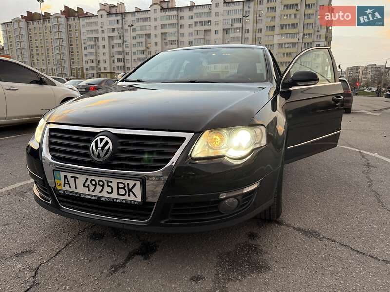 Седан Volkswagen Passat 2006 в Ивано-Франковске