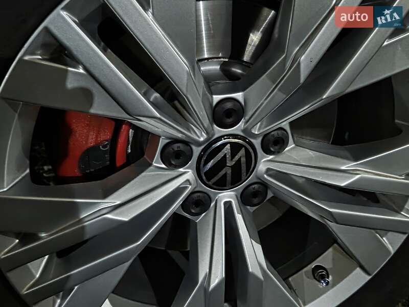 Универсал Volkswagen Passat 2021 в Виннице фото 93 Универсал Volkswagen Passat 2021 в Виннице