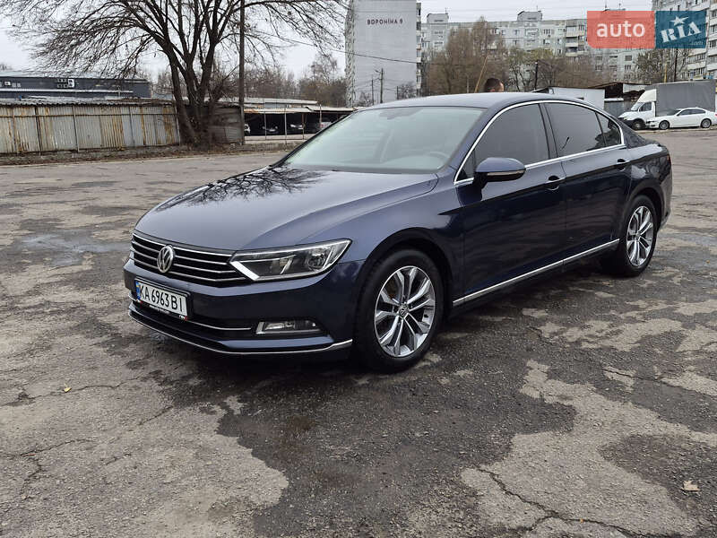 Седан Volkswagen Passat 2016 в Запоріжжі фото Седан Volkswagen Passat 2016 в Запоріжжі