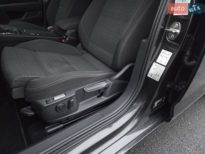 Универсал Volkswagen Passat 2021 в Виннице фото 114 Универсал Volkswagen Passat 2021 в Виннице