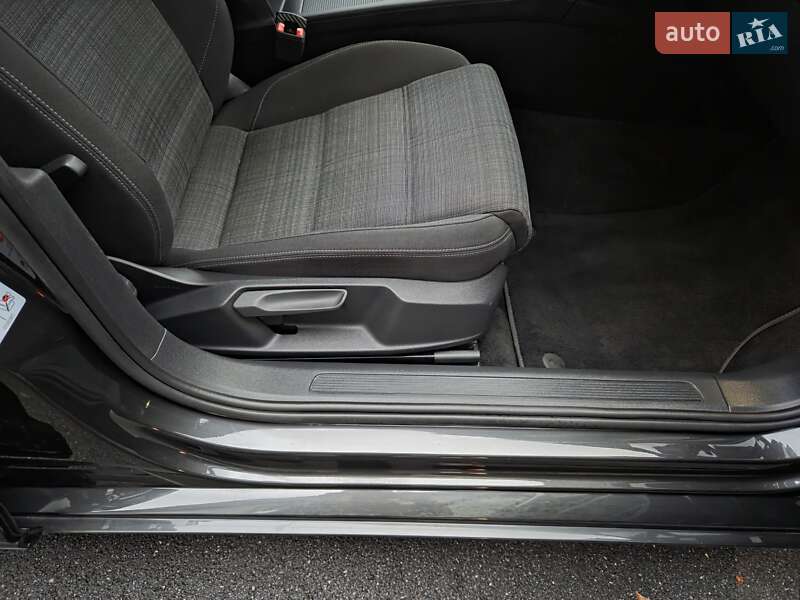 Универсал Volkswagen Passat 2021 в Виннице фото 145 Универсал Volkswagen Passat 2021 в Виннице