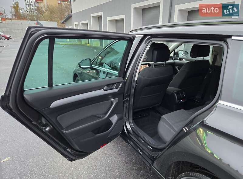 Универсал Volkswagen Passat 2021 в Виннице фото 167 Универсал Volkswagen Passat 2021 в Виннице