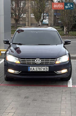Седан Volkswagen Passat 2013 в Черкассах
