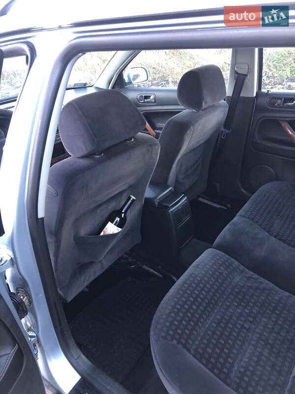 Універсал Volkswagen Passat 2002 в Рівному фото 11 Універсал Volkswagen Passat 2002 в Рівному