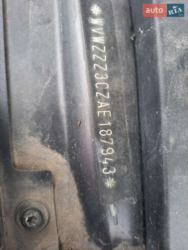 Универсал Volkswagen Passat 2010 в Калуше