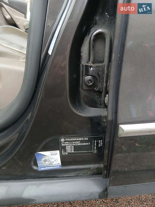 Универсал Volkswagen Passat 2006 в Калуше