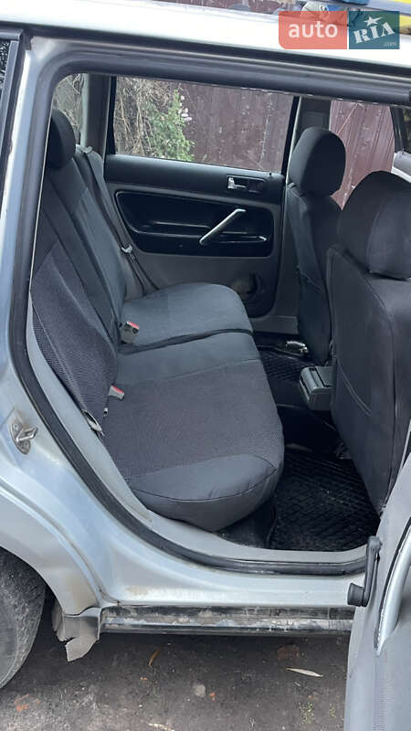 Универсал Volkswagen Passat 2000 в Киеве