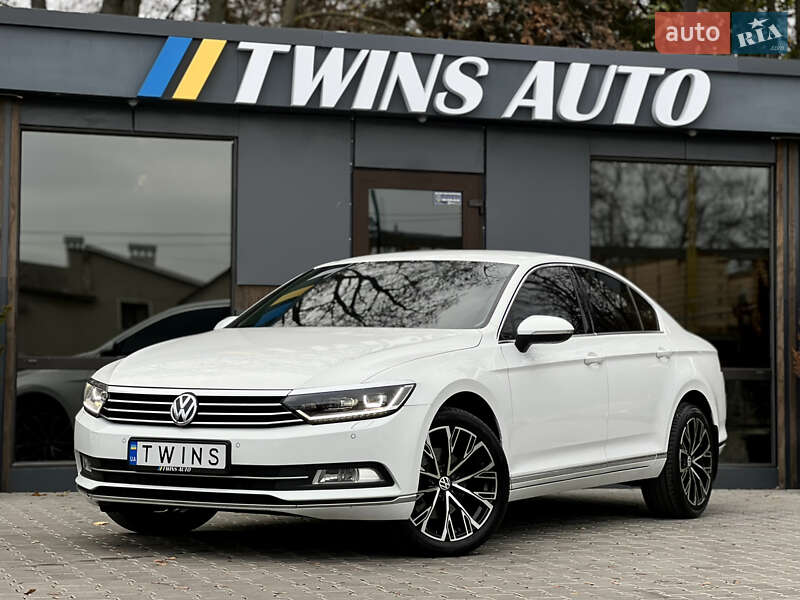 Седан Volkswagen Passat 2016 в Одессе
