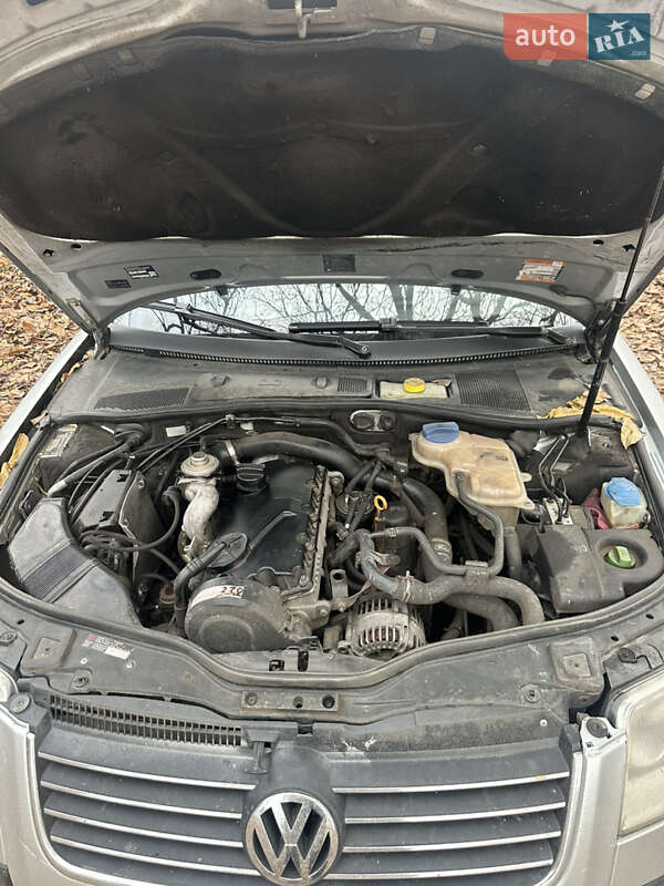 Універсал Volkswagen Passat 2003 в Краматорську