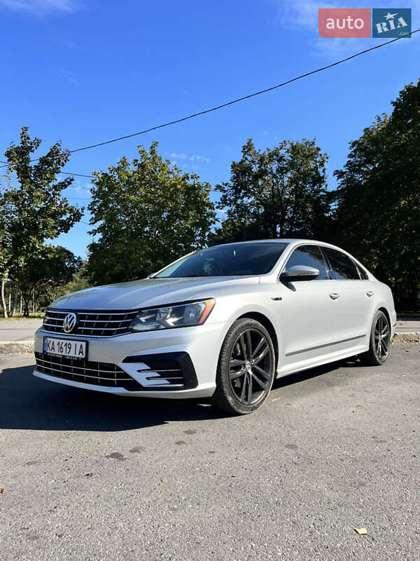 Седан Volkswagen Passat 2016 в Киеве фото 8 Седан Volkswagen Passat 2016 в Киеве