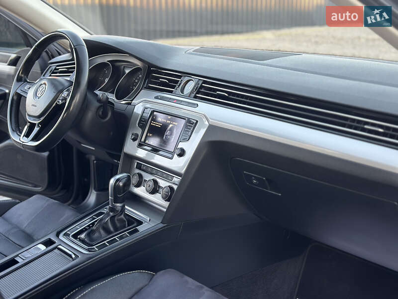 Универсал Volkswagen Passat 2017 в Берегово фото 18 Универсал Volkswagen Passat 2017 в Берегово