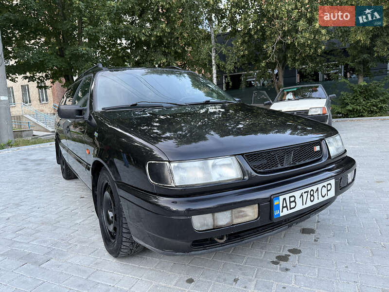 Універсал Volkswagen Passat 1995 в Кременці