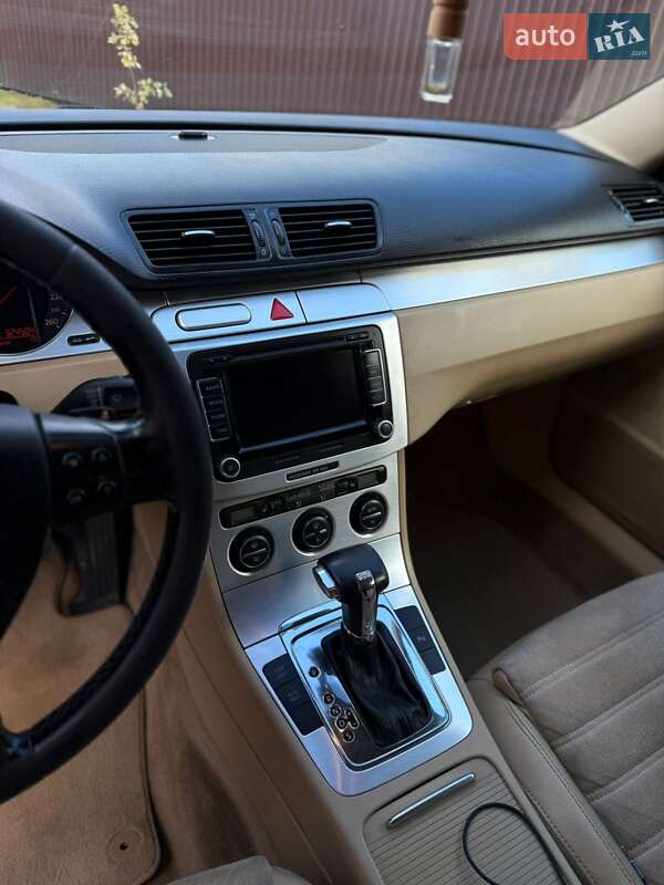 Универсал Volkswagen Passat 2008 в Стрые