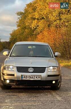 Седан Volkswagen Passat 2004 в Баре