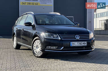 Универсал Volkswagen Passat 2011 в Нововолынске