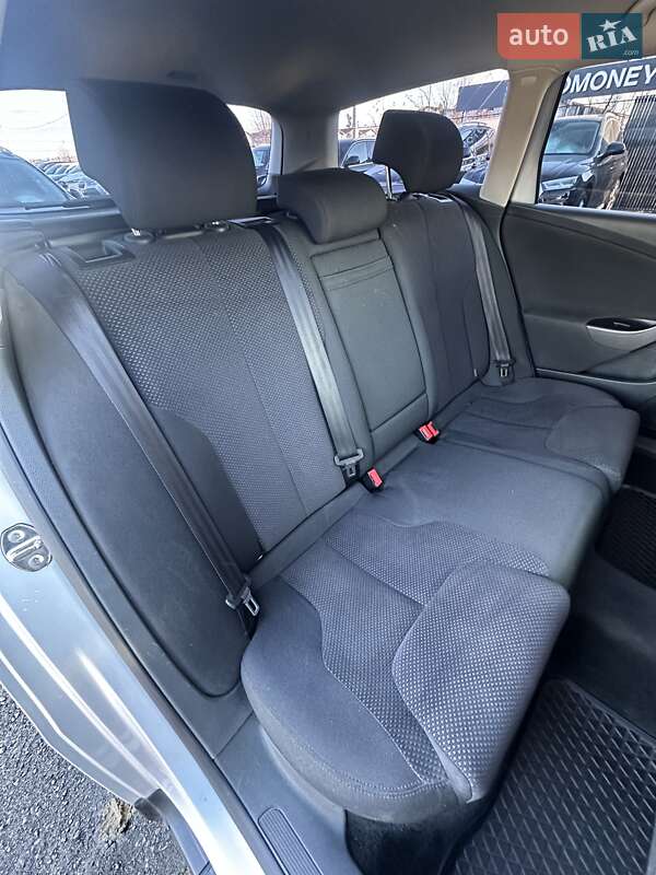 Универсал Volkswagen Passat 2010 в Белогородке