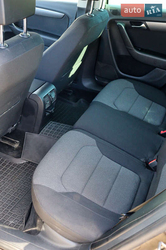 Универсал Volkswagen Passat 2013 в Львове