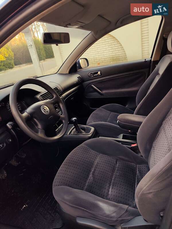 Универсал Volkswagen Passat 1999 в Буче