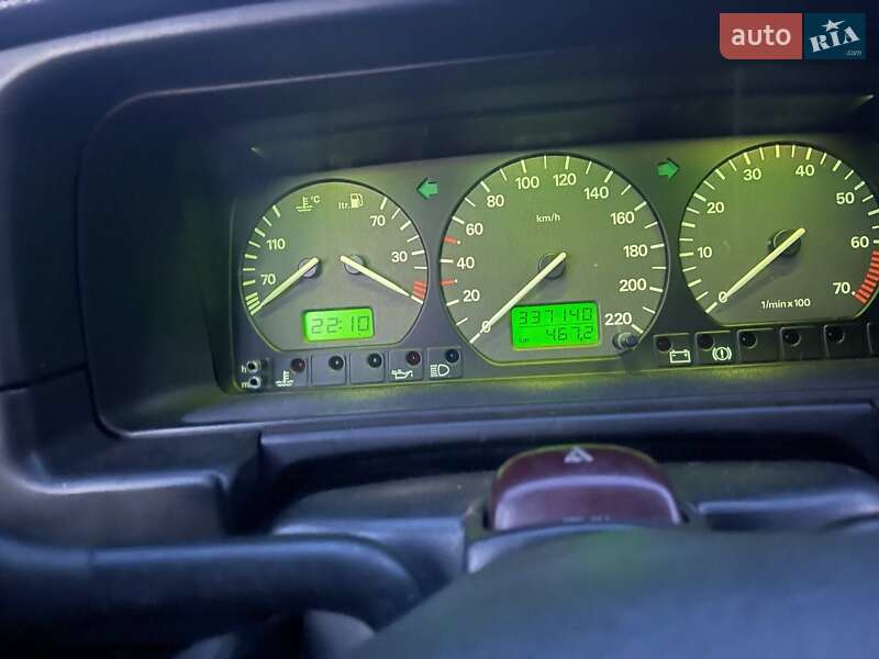 Седан Volkswagen Passat 1993 в Луцке