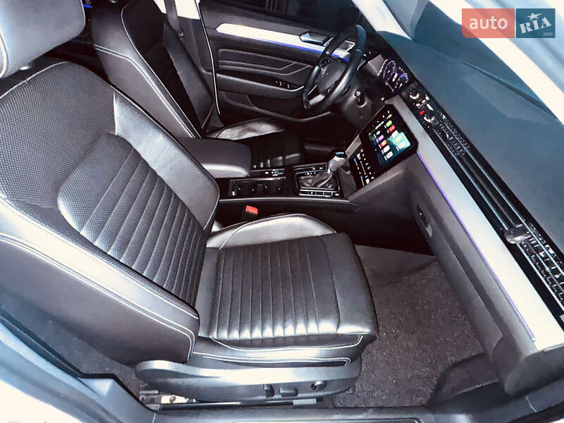 Седан Volkswagen Passat 2020 в Лозовой