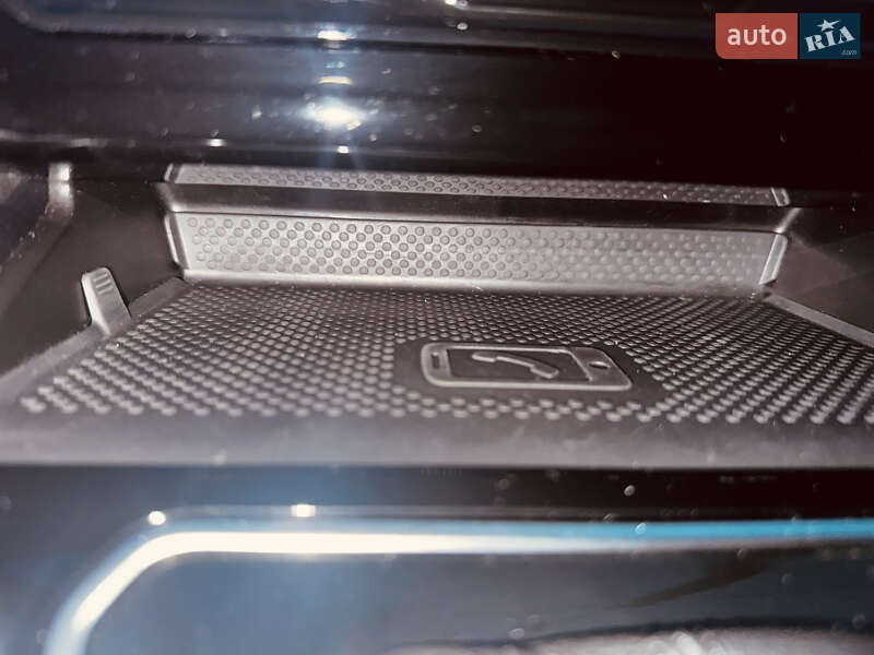 Седан Volkswagen Passat 2020 в Лозовой