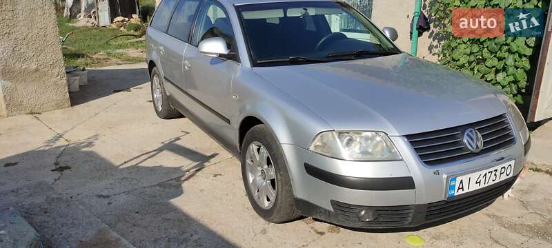 Универсал Volkswagen Passat 2001 в Киеве