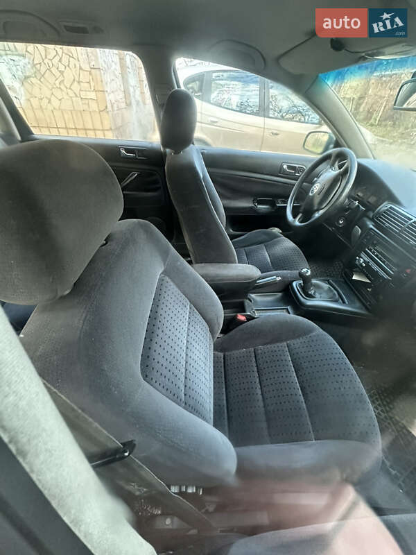 Универсал Volkswagen Passat 1998 в Киеве фото 5 Универсал Volkswagen Passat 1998 в Киеве