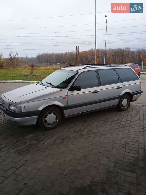 Универсал Volkswagen Passat 1993 в Харькове